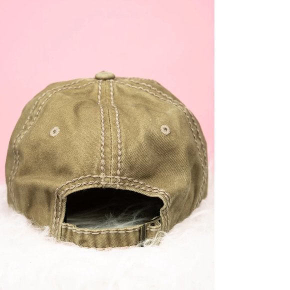 NWT *BOUTIQUE*   FLEUR DE LIS    HAT     GREAT GIFT IDEA! - Picture 2 of 2